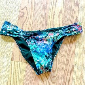 Billabong cheeky bottom